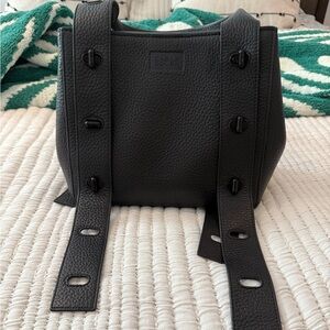 Dagne Dover Tokyo Turnlock black leather purse
